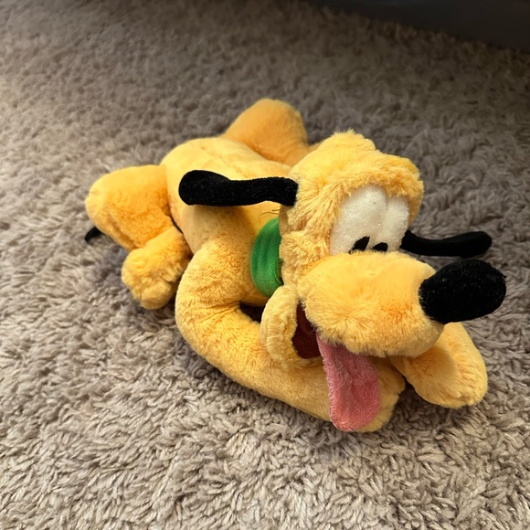 DISNEY PLUSHIES - Picture 4 of 9